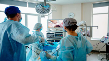 Operation theater and surgical ICU (ऑपरेशन थिएटर आणि सर्जिकल आयसीयू)